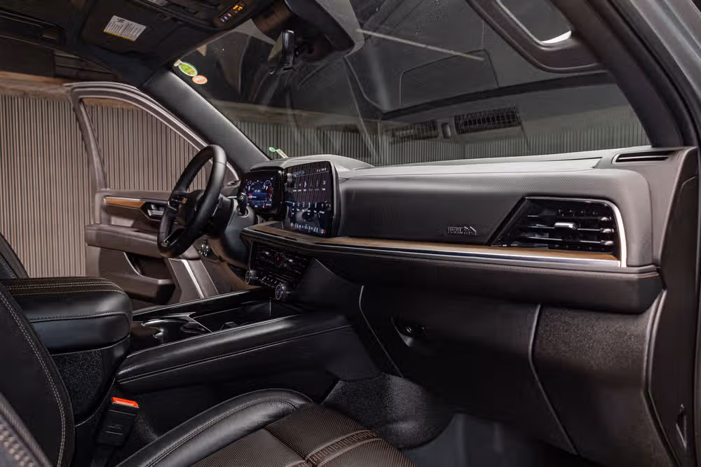 2025 Chevrolet Tahoe High Country Image 16