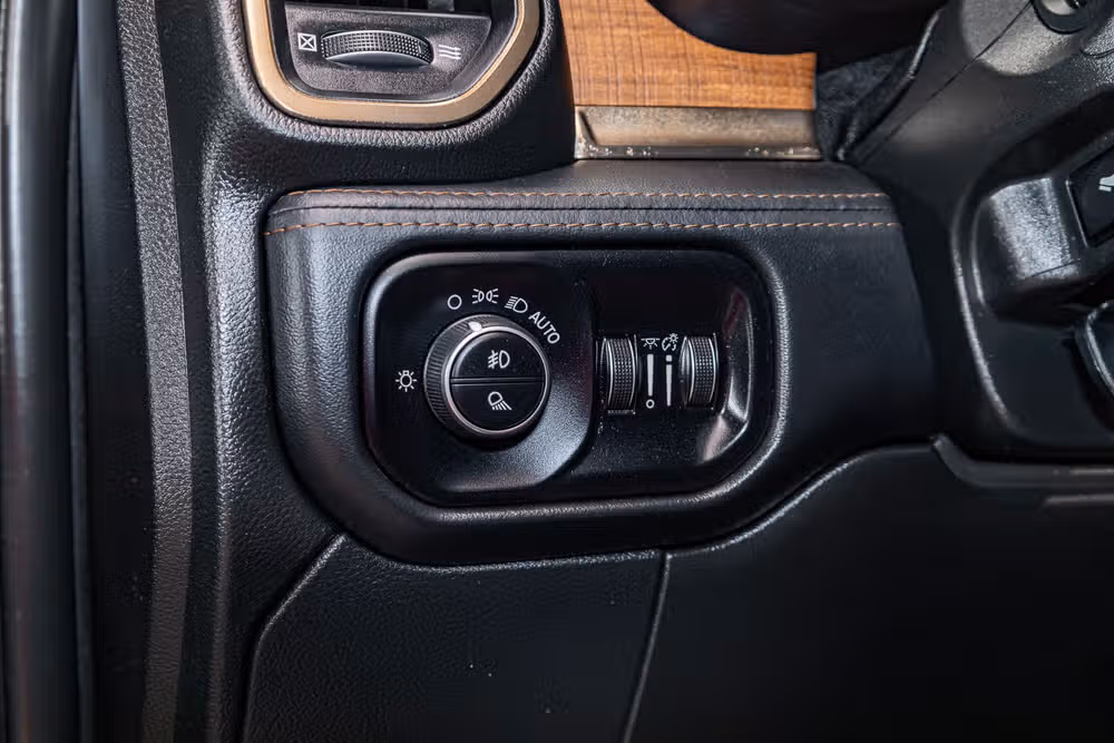 2024 Ram 2500 Limited Longhorn Crew Cab Image 16