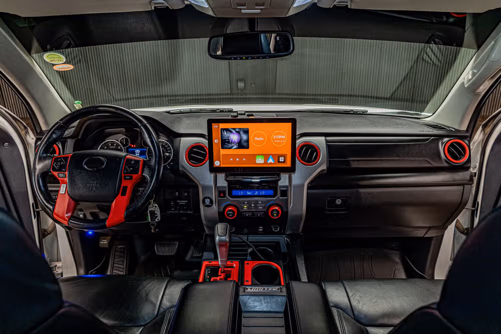 2016 Toyota Tundra Limited CrewMax Image 14
