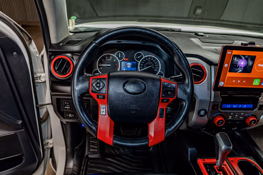 2016 Toyota Tundra Limited CrewMax Image 13