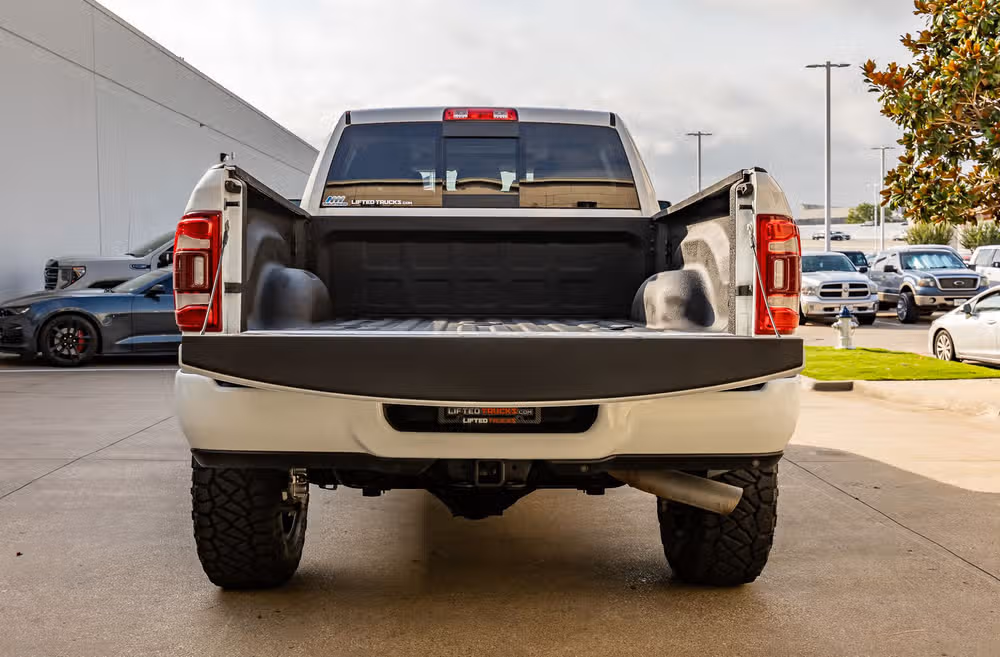 2023 Ram 2500 Limited Longhorn Mega Cab Image 9