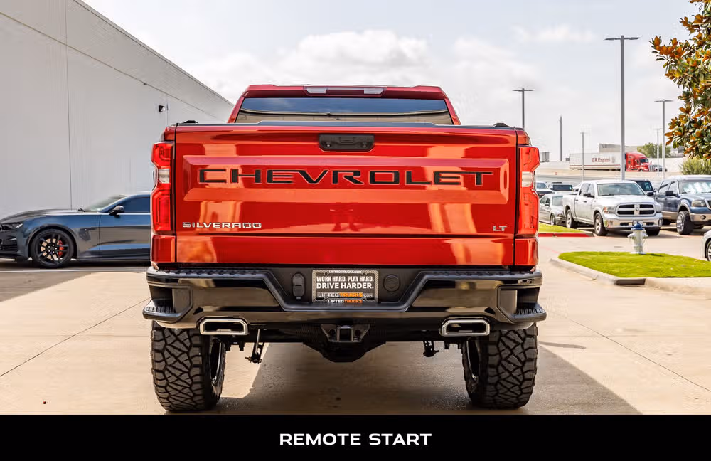2022 Chevrolet Silverado 1500 LT Trail Boss Crew Cab Image 8