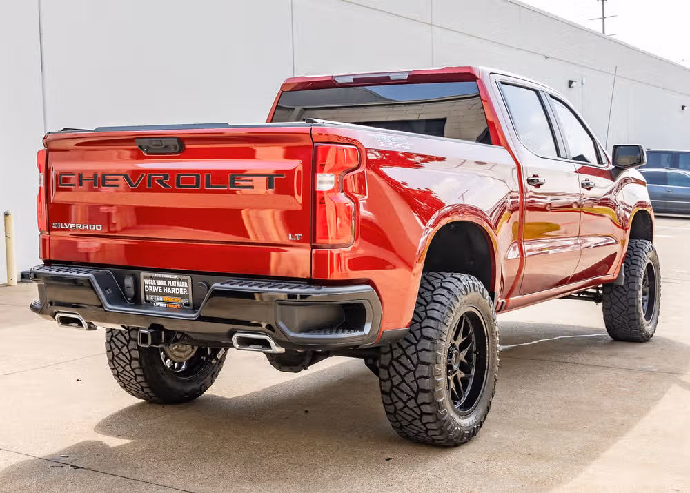 2022 Chevrolet Silverado 1500 LT Trail Boss Crew Cab Image 10