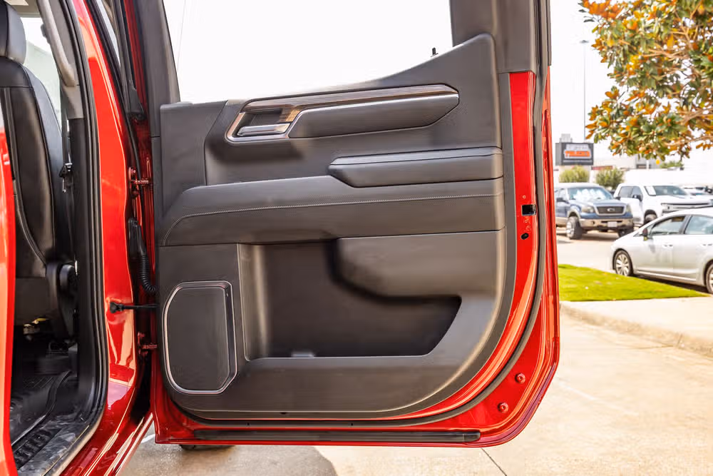 2022 Chevrolet Silverado 1500 LT Trail Boss Crew Cab Image 38
