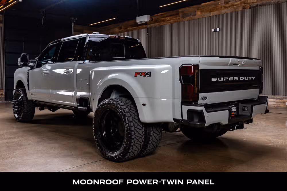 2026 Ford F-350 Super Duty Platinum Crew Cab Image 7