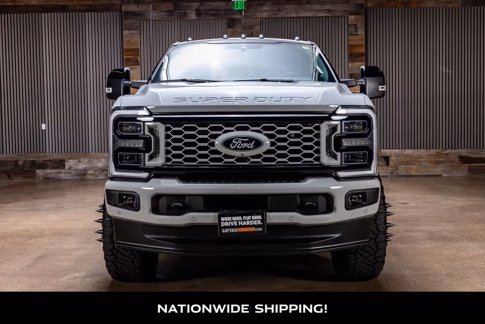 2026 Ford F-350 Super Duty Platinum Crew Cab Image 4