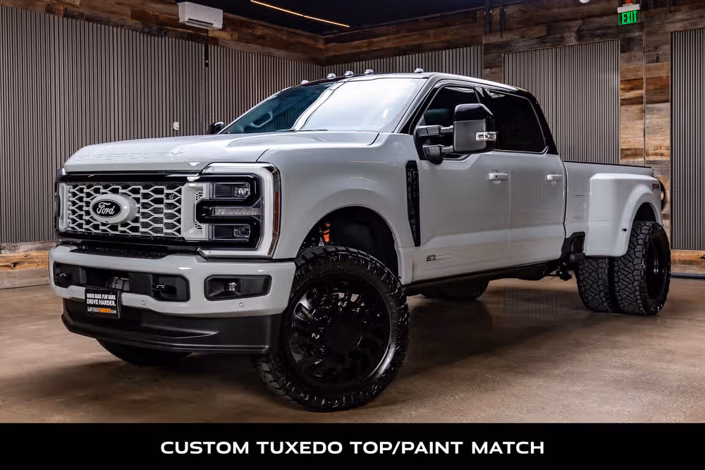 2026 Ford F-350 Super Duty Platinum Crew Cab Image 5