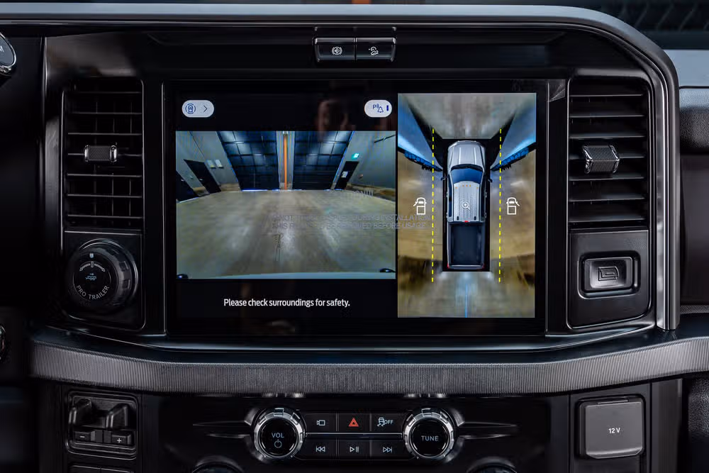 2026 Ford F-350 Super Duty Platinum Crew Cab Image 27