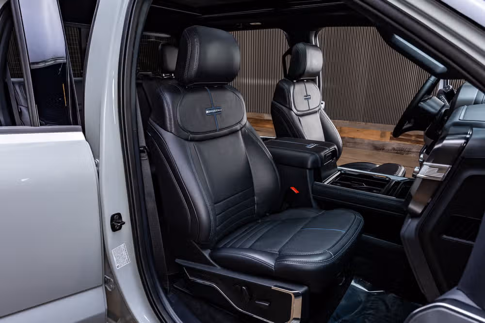 2026 Ford F-350 Super Duty Platinum Crew Cab Image 33