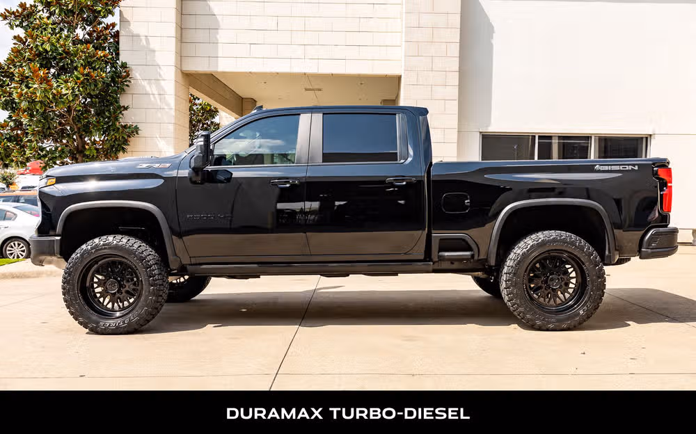 2025 Chevrolet Silverado 2500HD ZR2 Crew Cab Image 6
