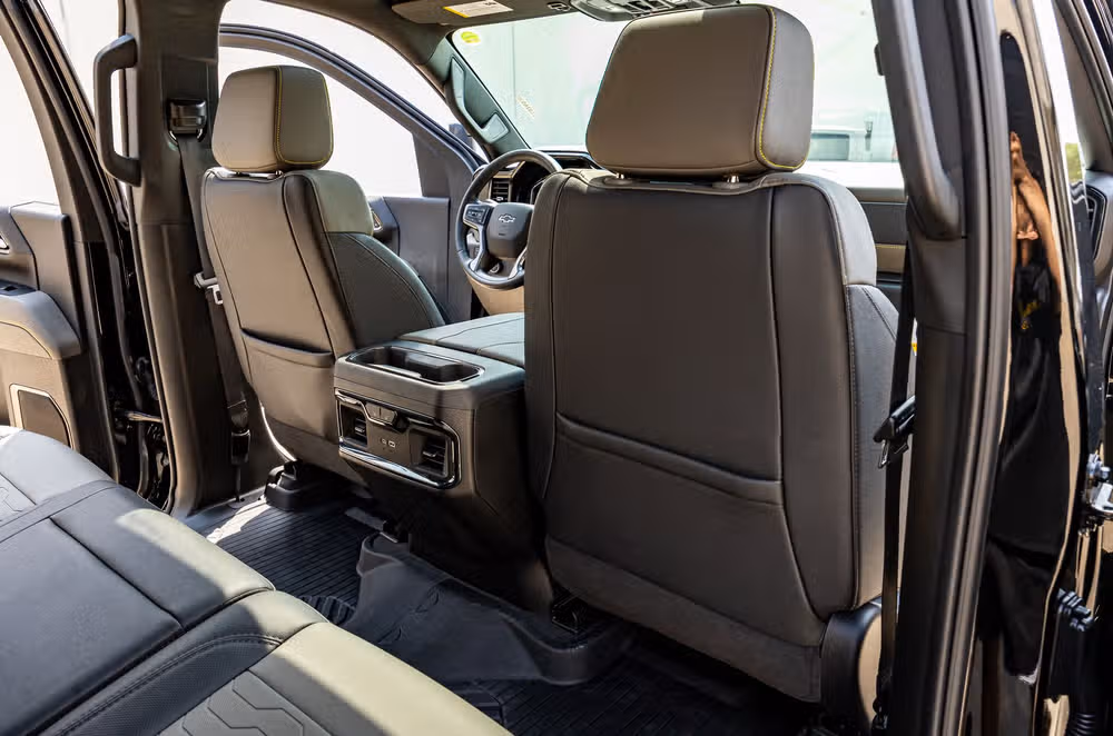 2025 Chevrolet Silverado 2500HD ZR2 Crew Cab Image 33