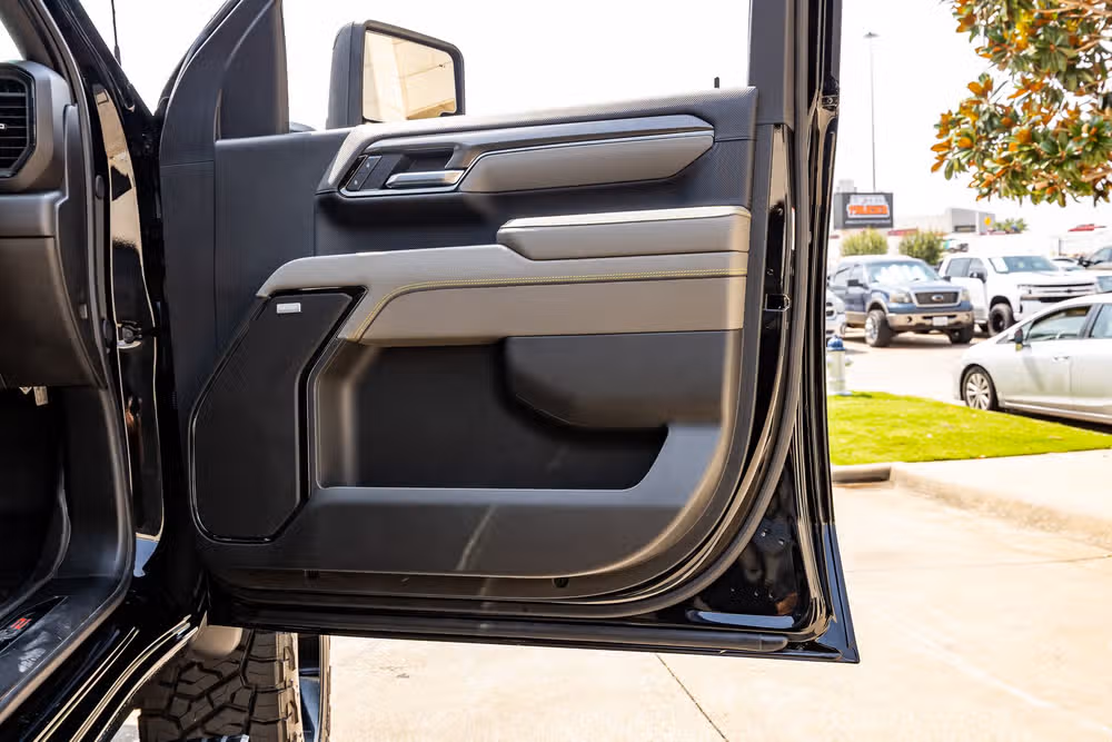 2025 Chevrolet Silverado 2500HD ZR2 Crew Cab Image 38