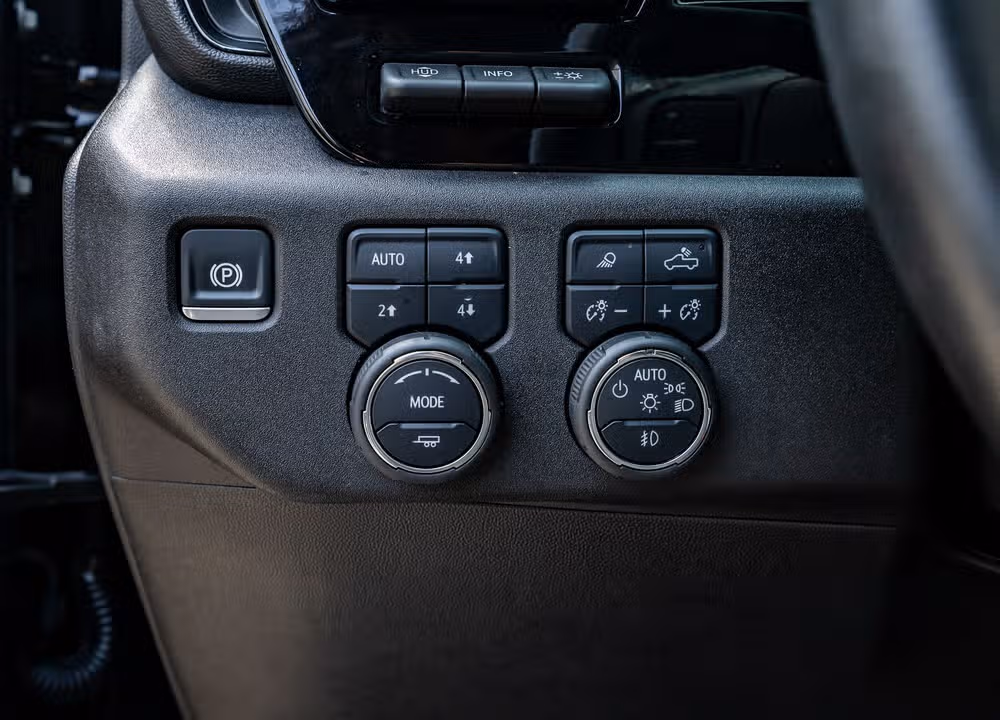 2025 Chevrolet Silverado 2500HD ZR2 Crew Cab Image 22