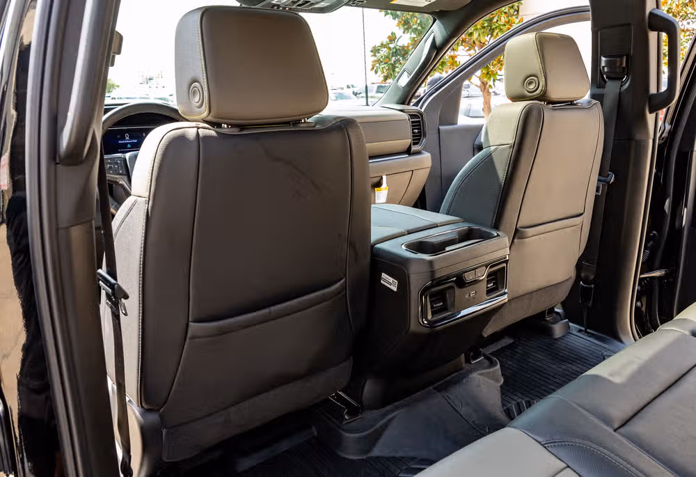 2025 Chevrolet Silverado 2500HD ZR2 Crew Cab Image 35
