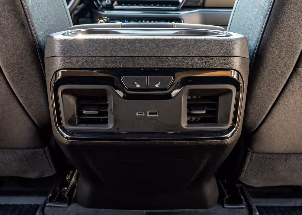 2025 Chevrolet Silverado 2500HD ZR2 Crew Cab Image 34