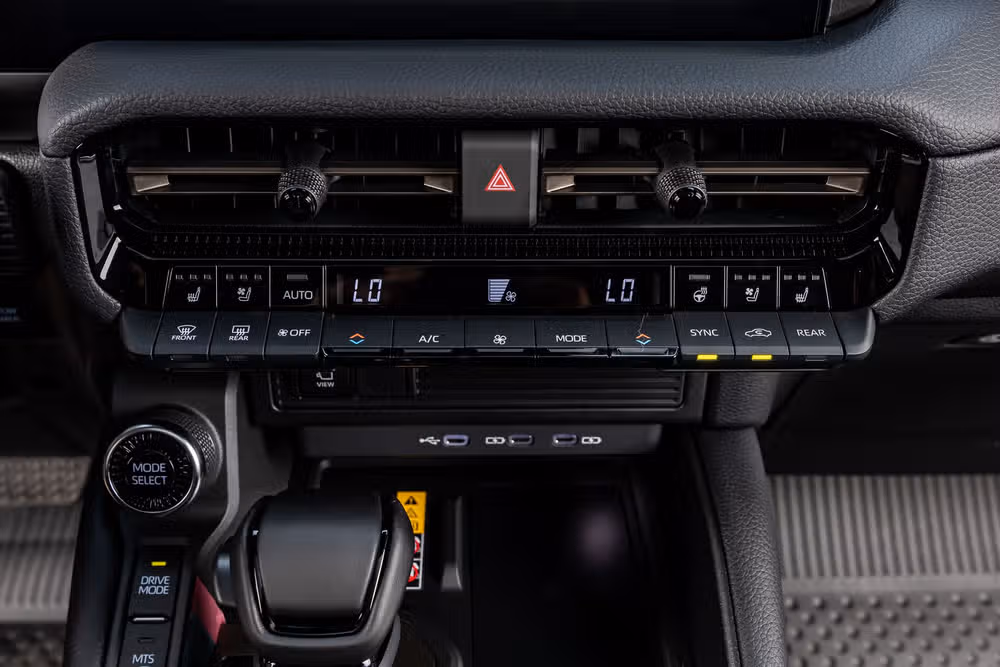 2026 Toyota Land Cruiser Base Image 27