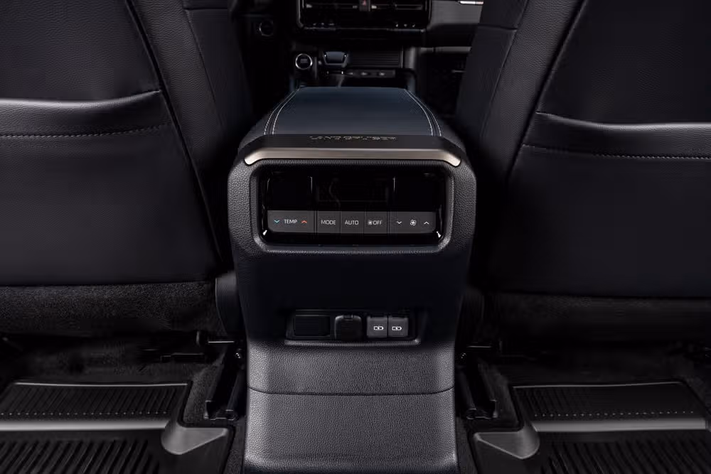 2026 Toyota Land Cruiser Base Image 34
