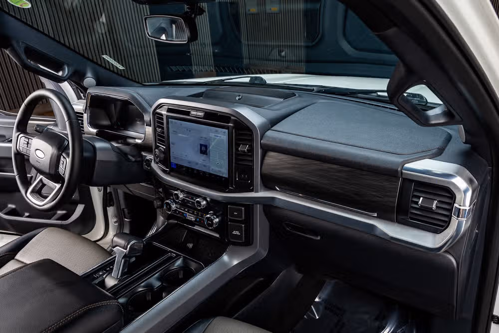 2026 Ford F-150 Lariat SuperCrew Image 18