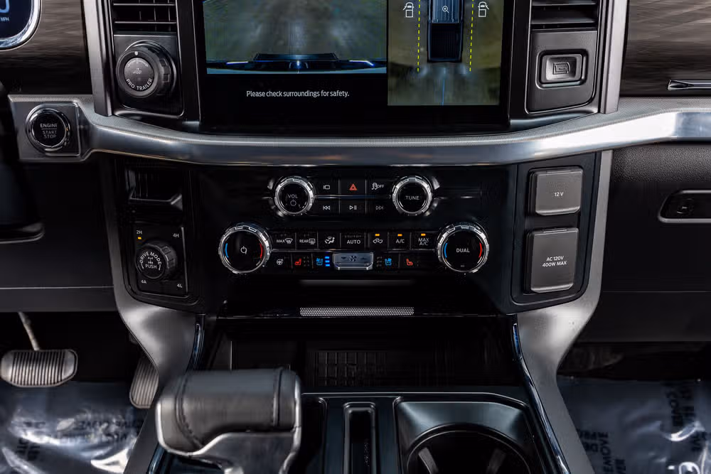 2026 Ford F-150 Lariat SuperCrew Image 27