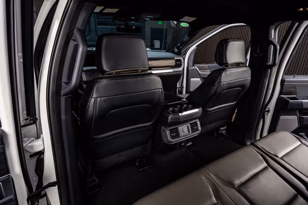 2026 Ford F-150 Lariat SuperCrew Image 34