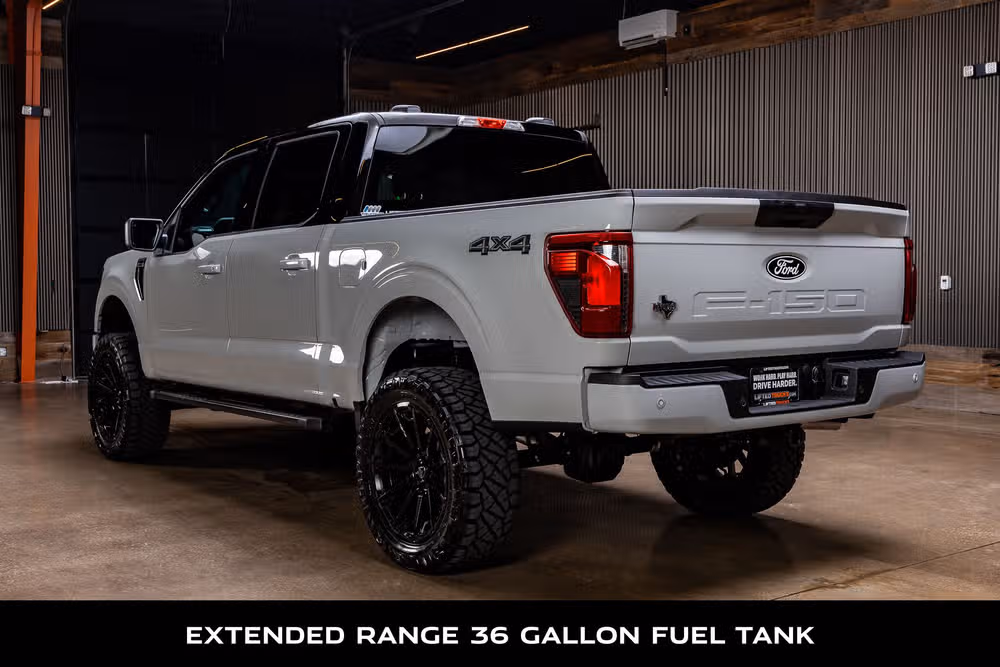 2026 Ford F-150 XLT SuperCrew Image 7