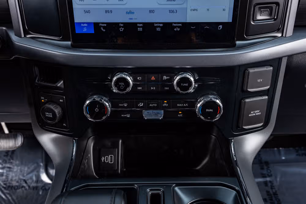 2026 Ford F-150 XLT SuperCrew Image 26