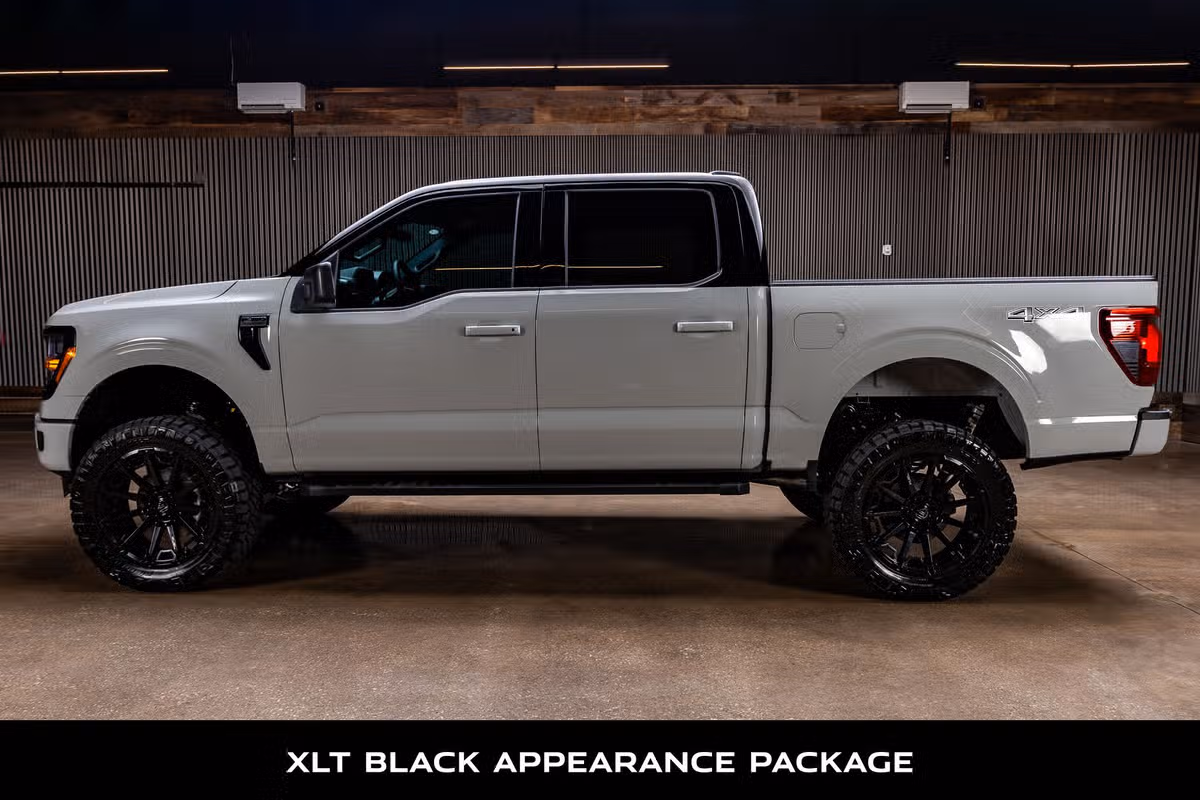 2026 Ford F-150 XLT SuperCrew