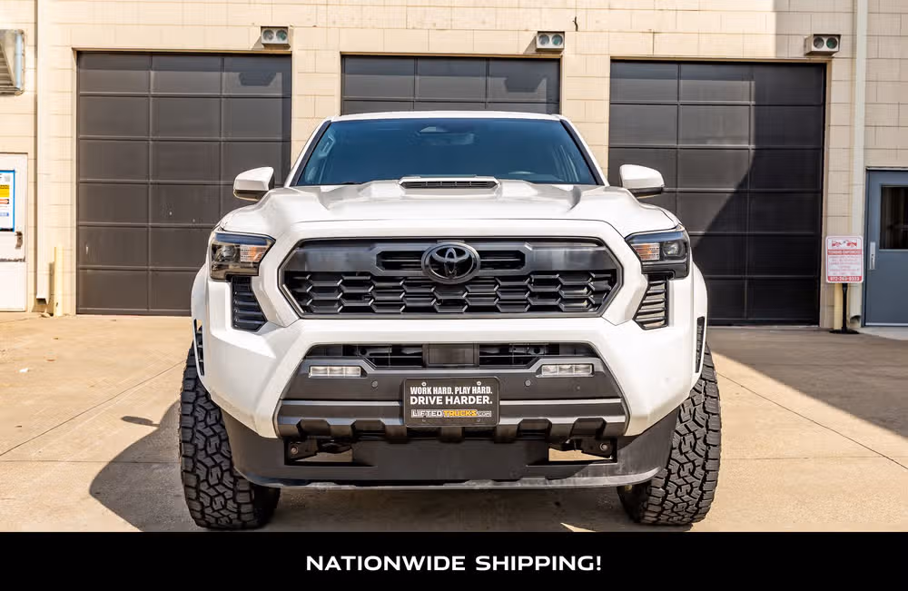 2025 Toyota Tacoma TRD Sport Double Cab Image 4