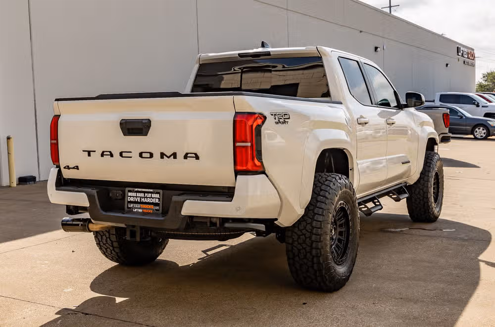 2025 Toyota Tacoma TRD Sport Double Cab Image 10