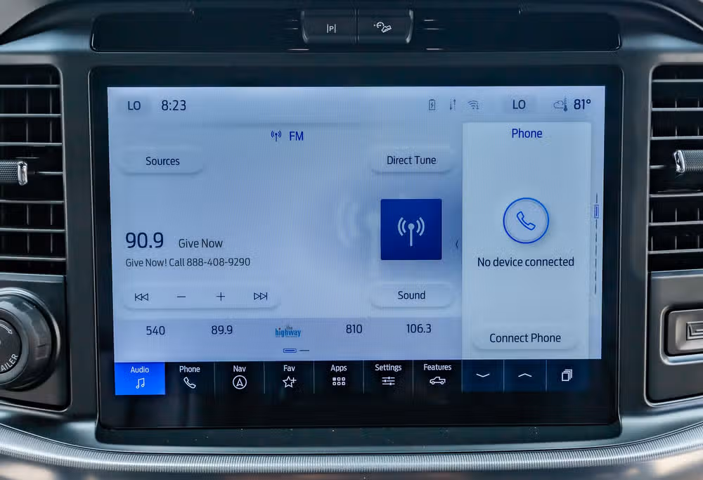 2025 Ford F-150 Lariat SuperCrew Image 26