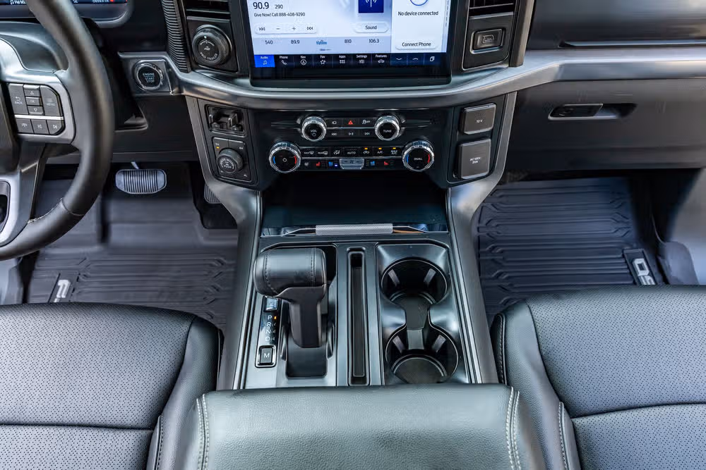 2025 Ford F-150 Lariat SuperCrew Image 29