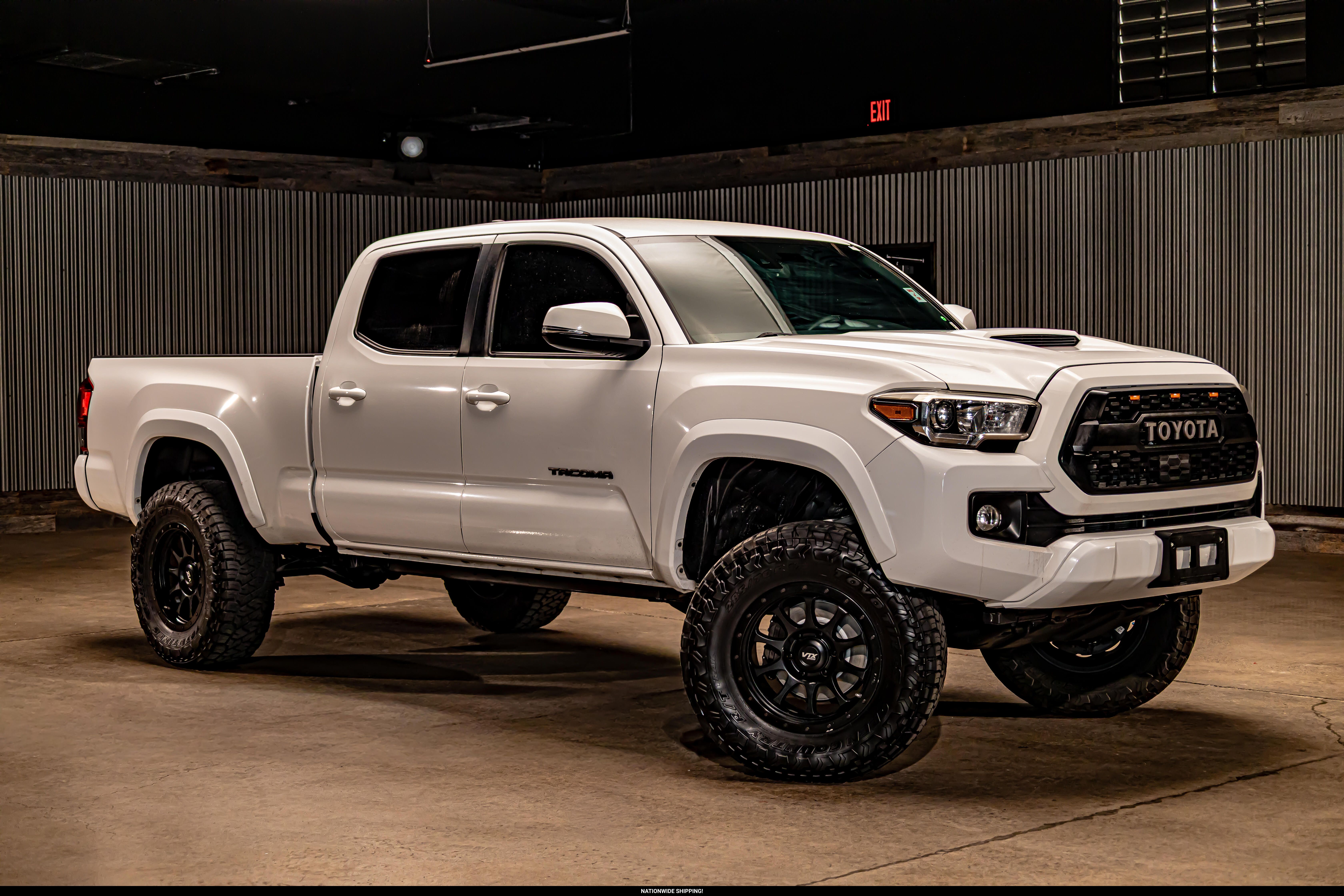 Super White 2019 Toyota Tacoma Pickup Truck Four-Wheel Drive Automatic