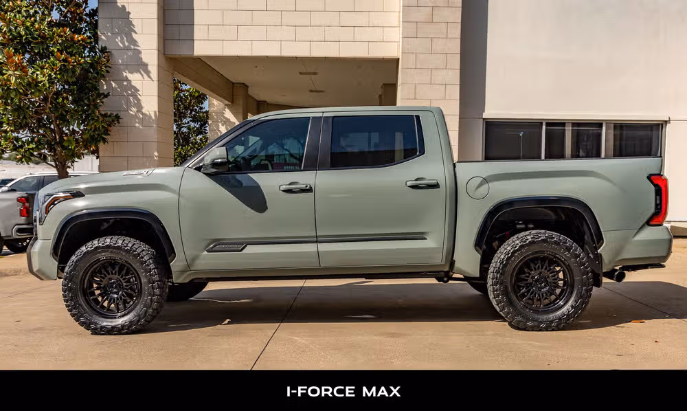 2025 Toyota Tundra Platinum HV CrewMax Image 6