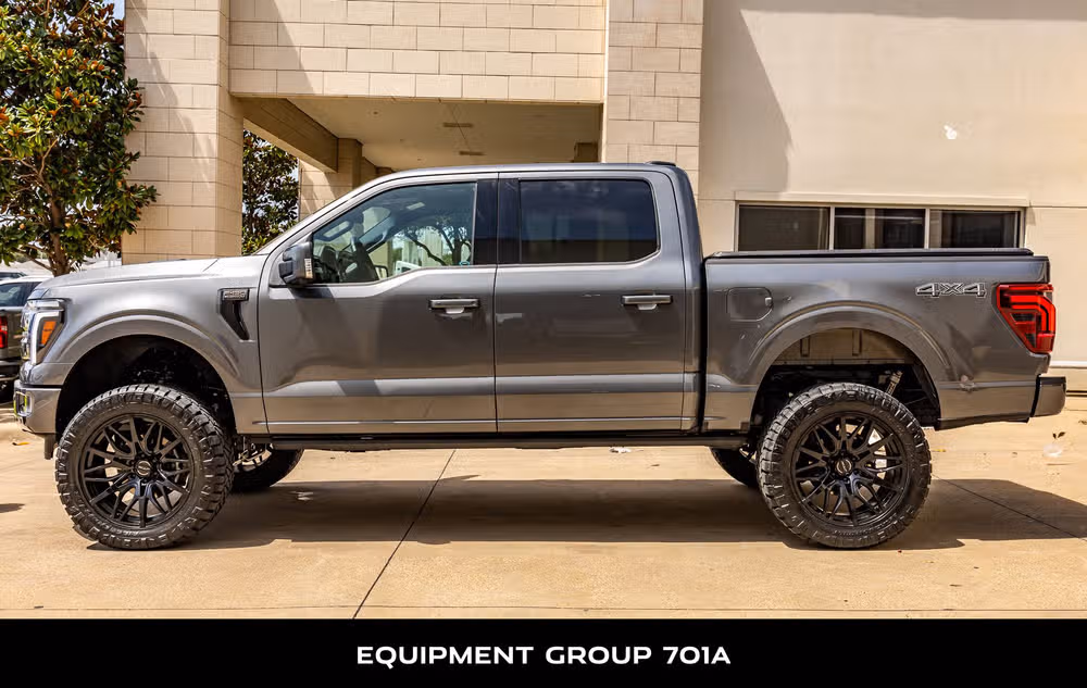 2025 Ford F-150 Platinum SuperCrew Image 6