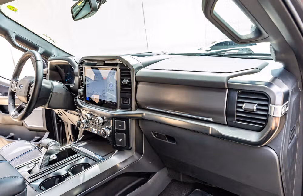 2025 Ford F-150 Platinum SuperCrew Image 18