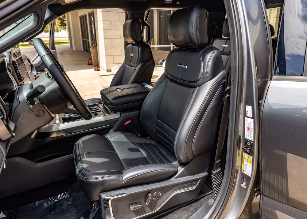 2025 Ford F-150 Platinum SuperCrew Image 31