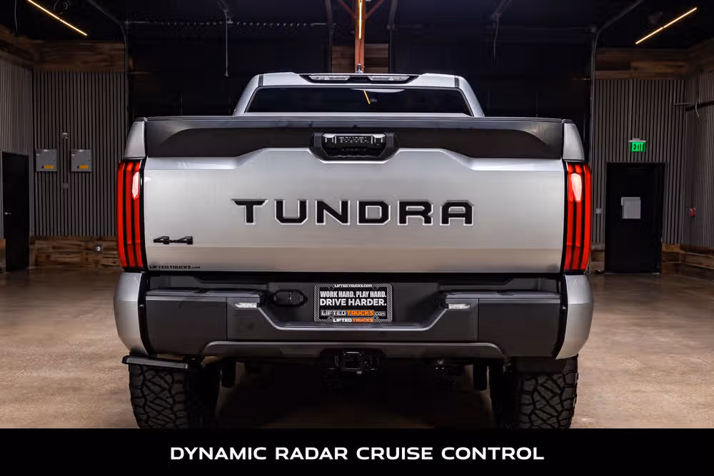 2024 Toyota Tundra SR5 CrewMax Image 8