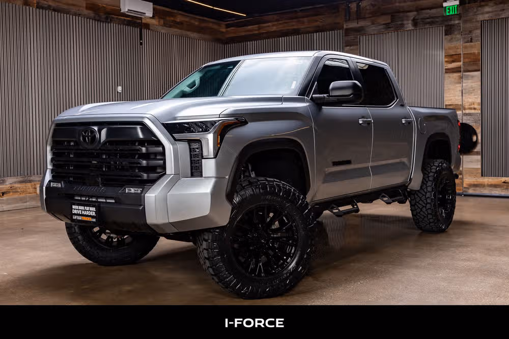 2024 Toyota Tundra SR5 CrewMax Image 5