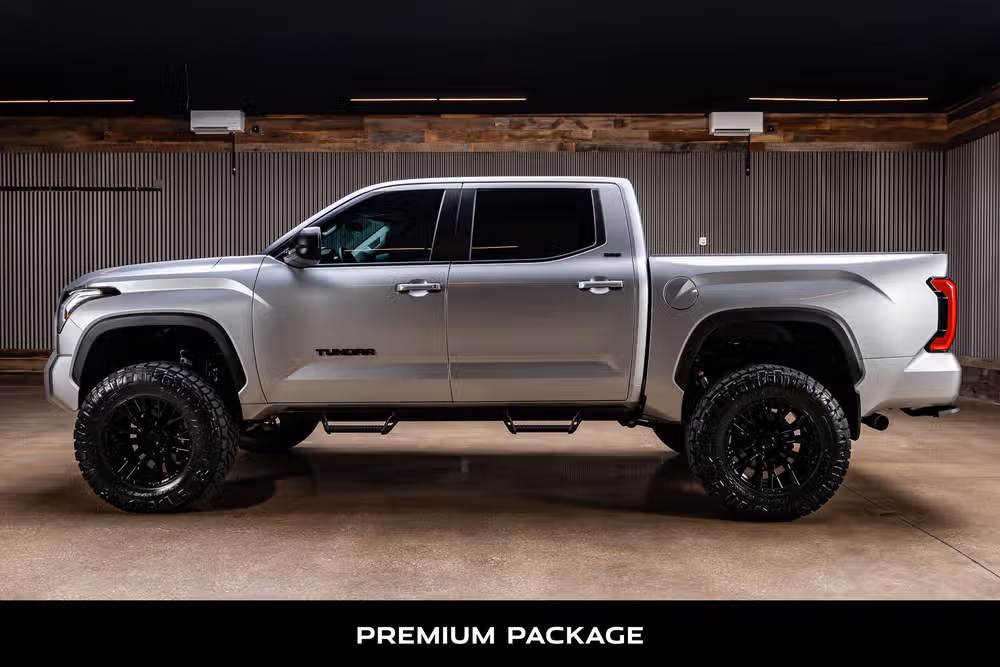 2024 Toyota Tundra SR5 CrewMax Image 6
