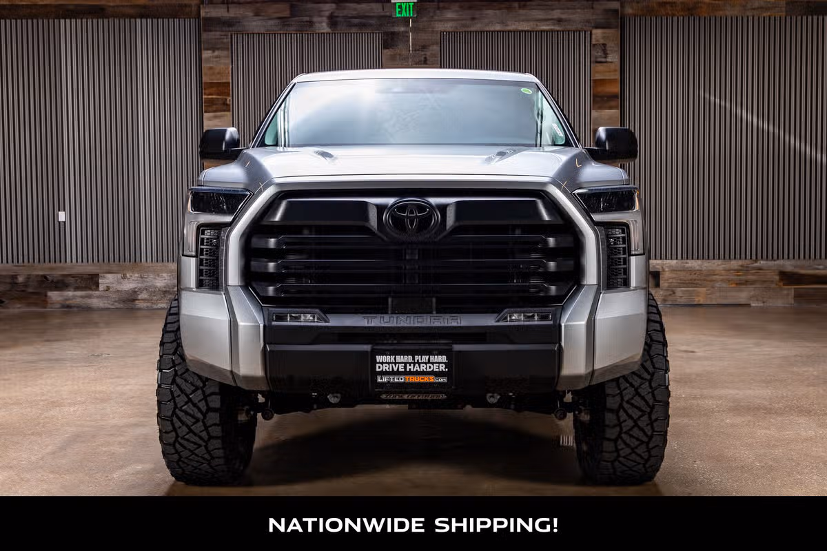 2024 Toyota Tundra SR5 CrewMax