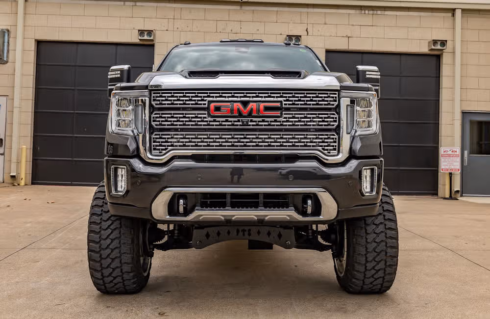 2021 GMC Sierra 2500HD Denali Crew Cab Image 2