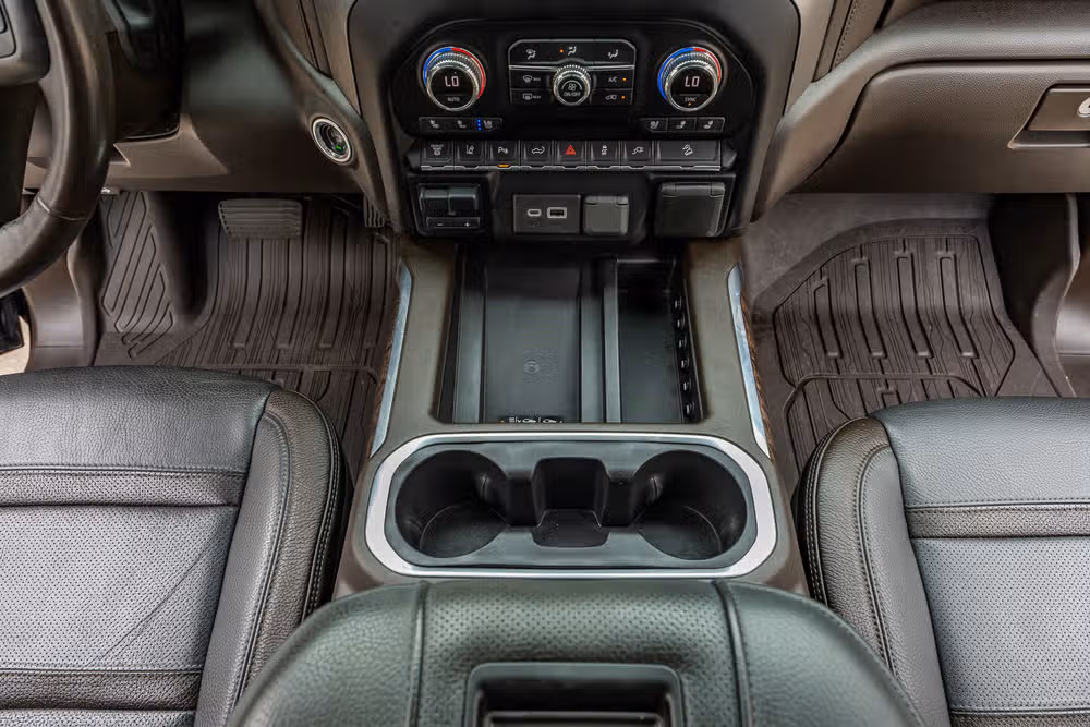 2021 GMC Sierra 2500HD Denali Crew Cab Image 27