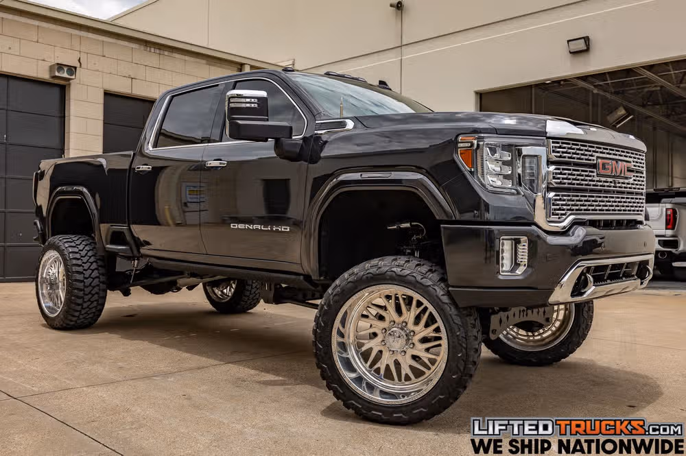 2021 GMC Sierra 2500HD Denali Crew Cab Image 1