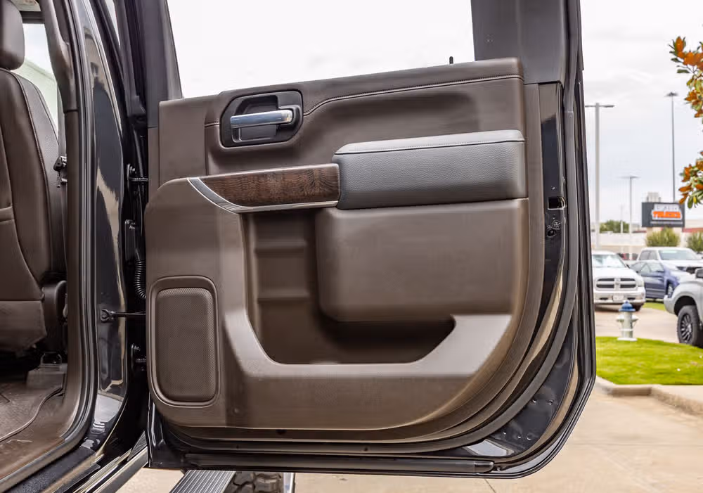 2021 GMC Sierra 2500HD Denali Crew Cab Image 39