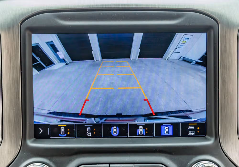 2021 GMC Sierra 2500HD Denali Crew Cab Image 25