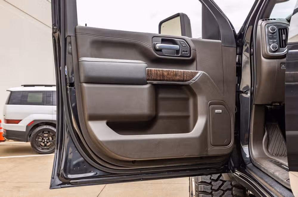 2021 GMC Sierra 2500HD Denali Crew Cab Image 36