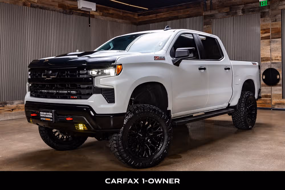 2024 Chevrolet Silverado 1500 LT Trail Boss Crew Cab Image 5
