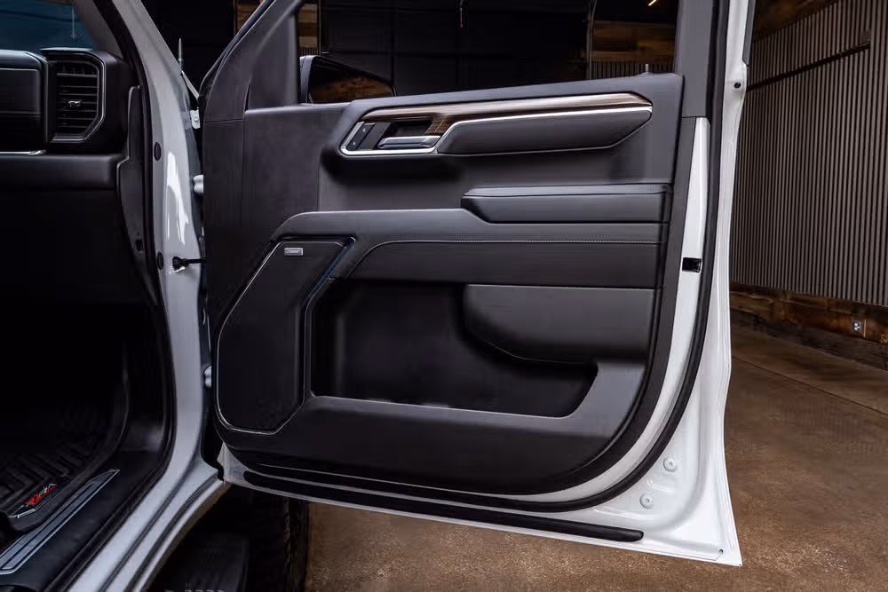 2024 Chevrolet Silverado 1500 LT Trail Boss Crew Cab Image 38