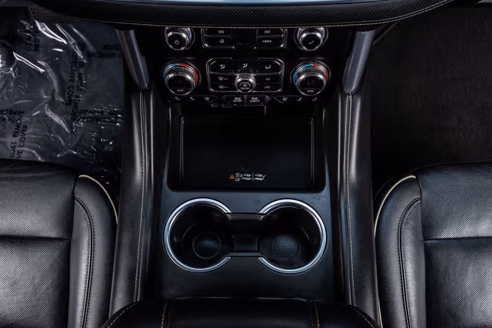 2021 GMC Yukon XL SLT Image 24