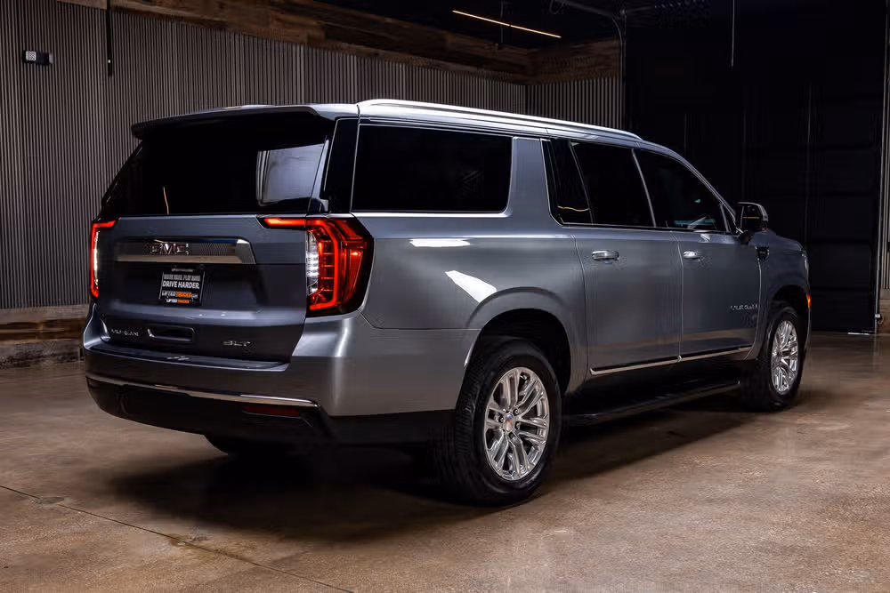 2021 GMC Yukon XL SLT Image 9